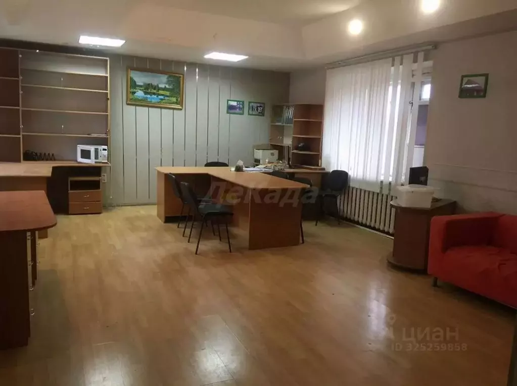 Офис в Ульяновская область, Ульяновск ул. Урицкого, 7 (50 м) - Фото 1