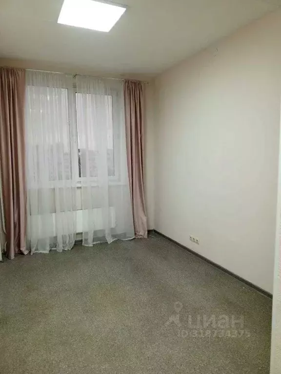 Офис в Белгородская область, Старый Оскол Олимпийский мкр, 62 (18 м) - Фото 1