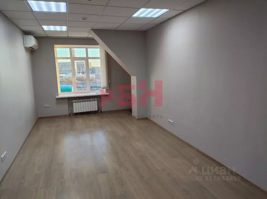 Офис в Тюменская область, Тюмень Харьковская ул., 83 (21 м) - Фото 0