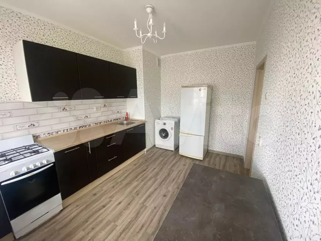 1-к. квартира, 40 м, 8/10 эт. - Фото 0