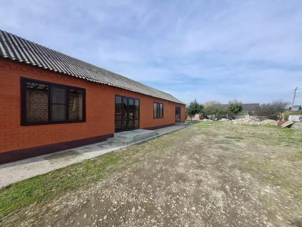 Помещение свободного назначения в Чеченская республика, Курчалоевский ... - Фото 0