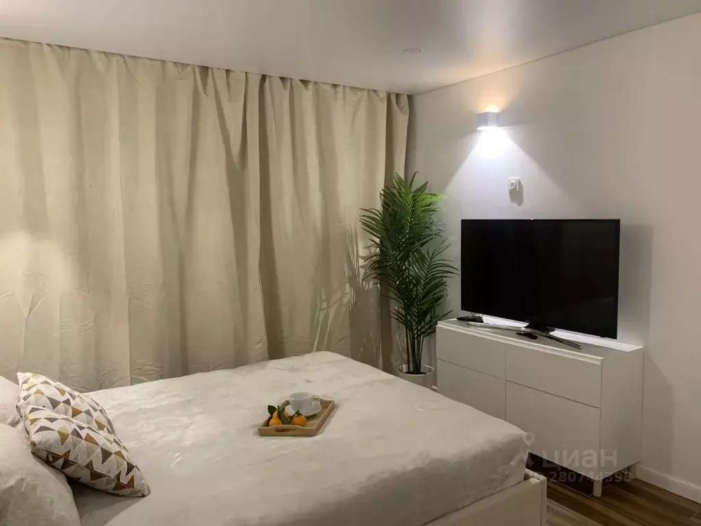 2-к кв. Свердловская область, Екатеринбург ул. Родонитовая, 9 (55.0 м) - Фото 2