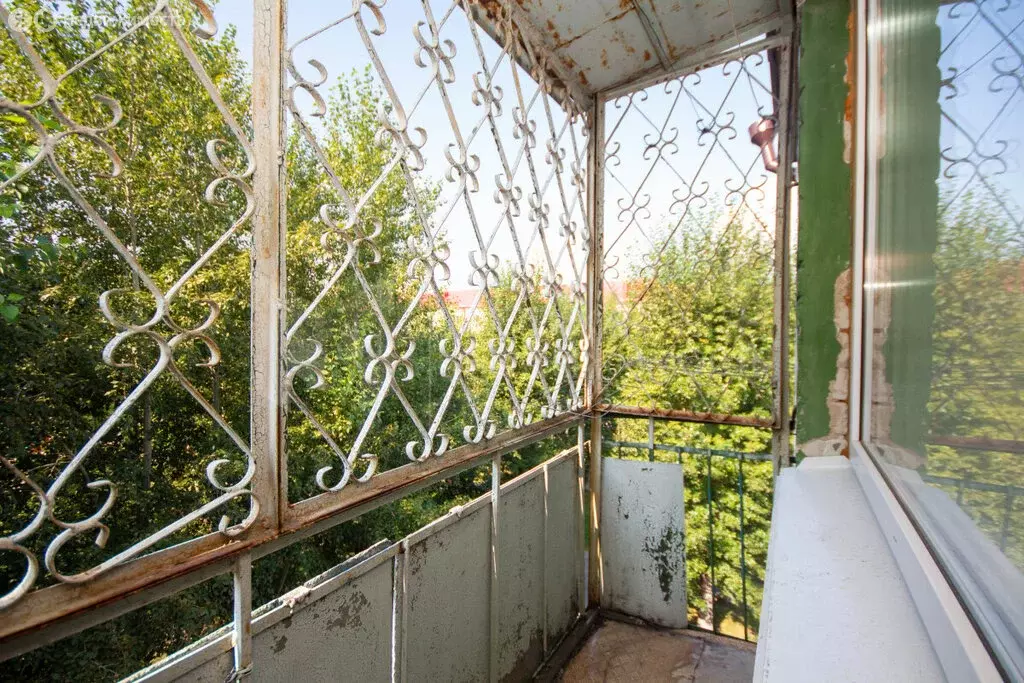 3-комнатная квартира: Тюмень, улица Мельникайте, 95А (52.8 м) - Фото 0