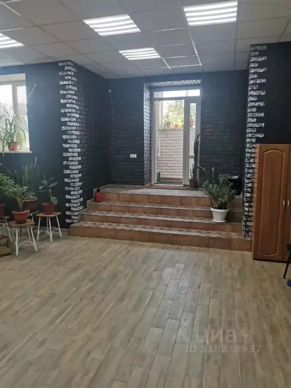 Помещение свободного назначения в Ростовская область, Таганрог ул. ... - Фото 0