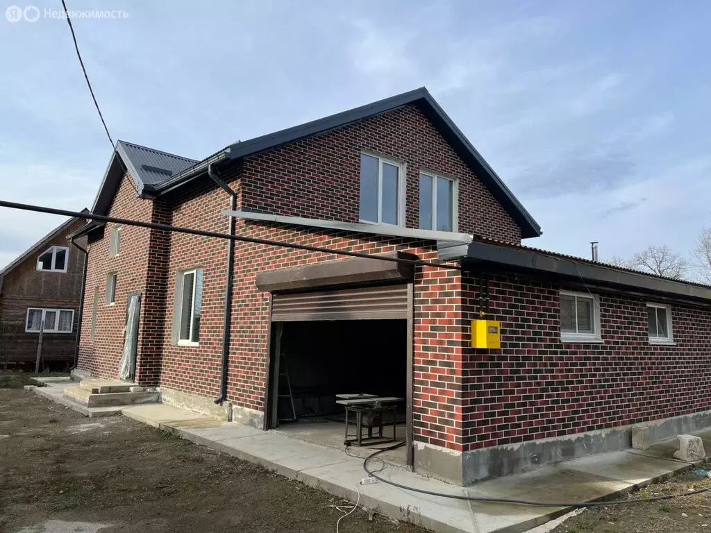 Дом в Горячий Ключ, Монтажная улица (216.2 м) - Фото 1