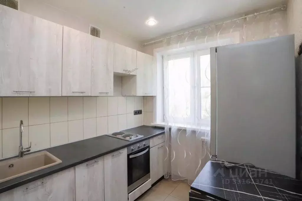 2-к кв. Иркутская область, Иркутск Байкальская ул., 304 (44.3 м) - Фото 1