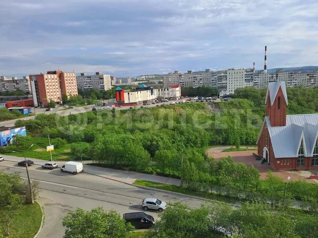 3-к кв. Мурманская область, Мурманск ул. Достоевского, 3 (60.4 м) - Фото 1