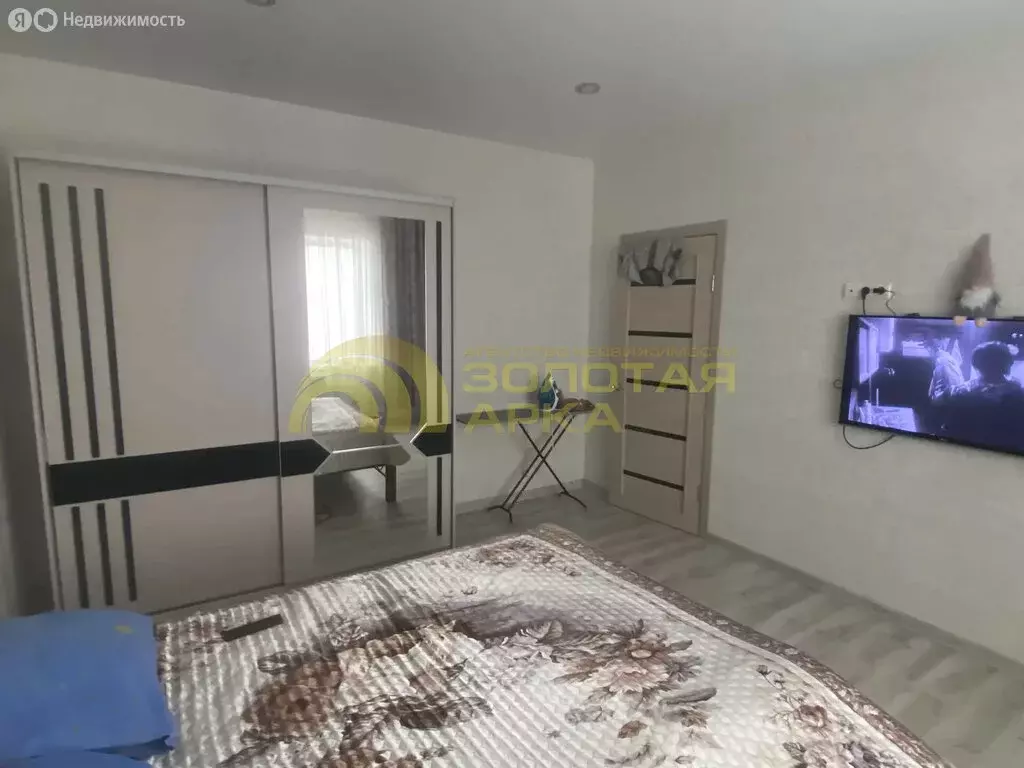 Дом в село Юровка, Южная улица, 36 (110 м) - Фото 1