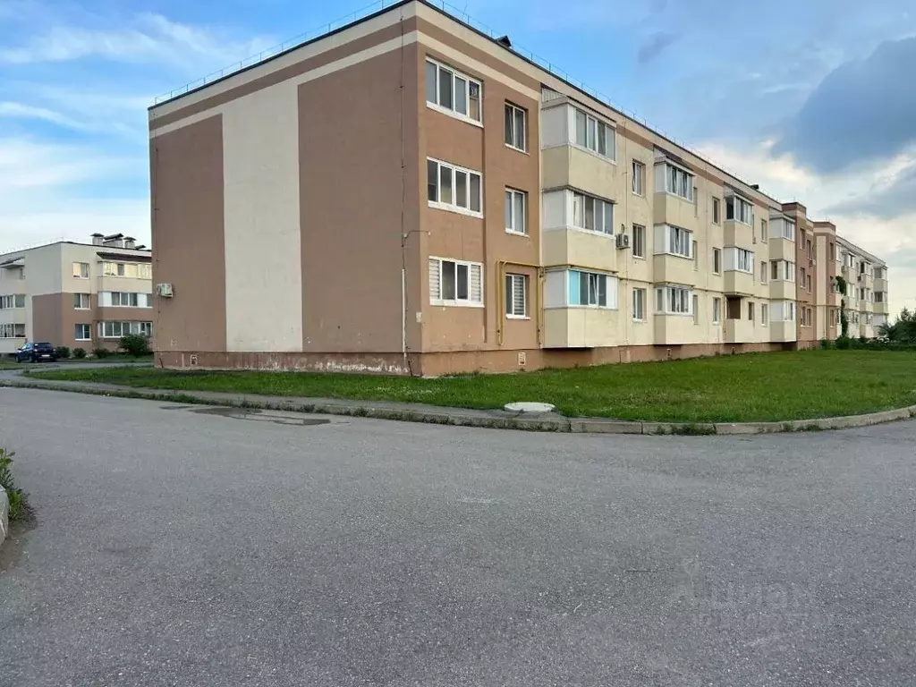2-к кв. Башкортостан, Уфа ул. Александра Спивака, 74 (55.4 м) - Фото 1
