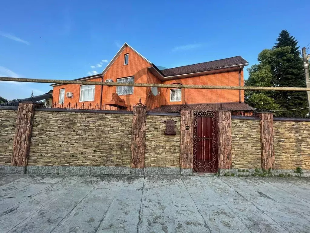 Дом в Краснодарский край, Хадыженск Апшеронский район, Рабочая ул., ... - Фото 1