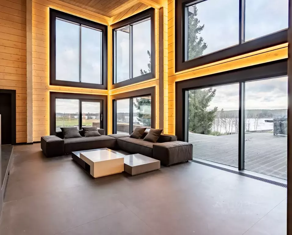 Коттедж в Ленинградская область, Приозерский район, Петровское с/пос, ... - Фото 1