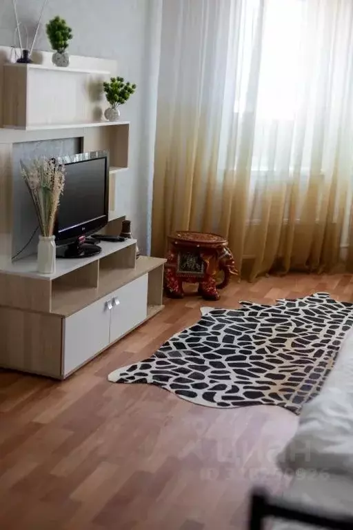 1-к кв. Ханты-Мансийский АО, Сургут ул. 30 лет Победы, 44/3 (38.0 м) - Фото 0