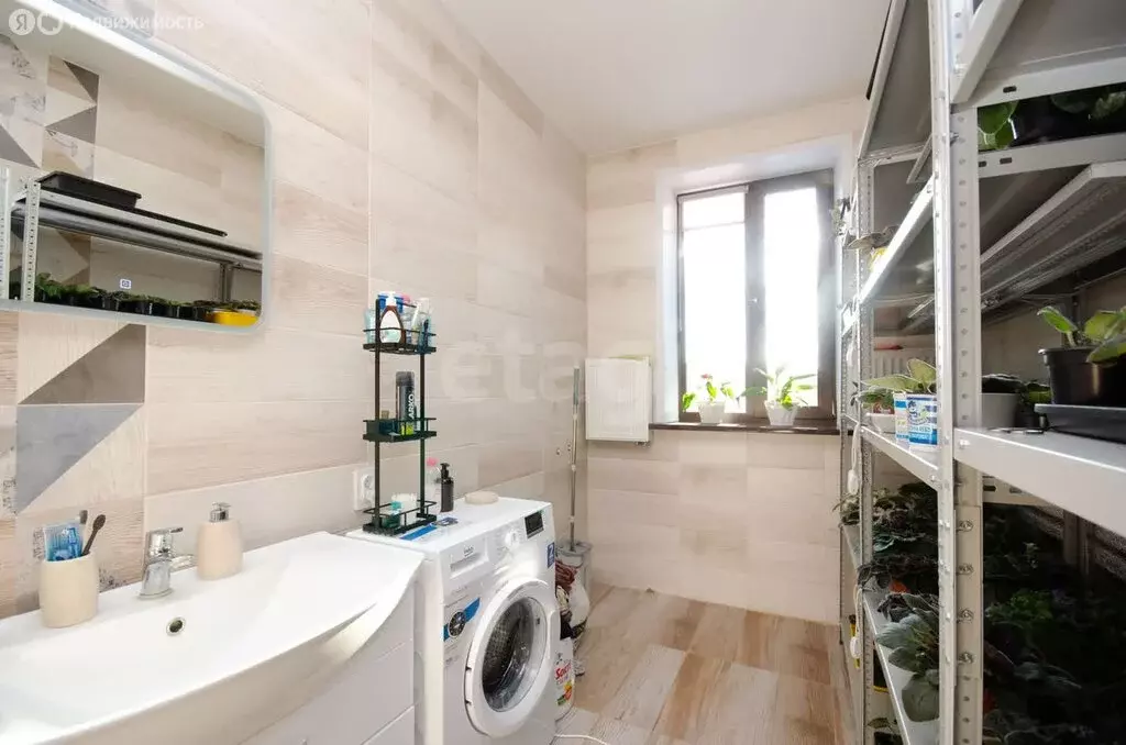 Дом в Ялуторовск, улица Скворцова-Степанова, 5 (81 м) - Фото 0