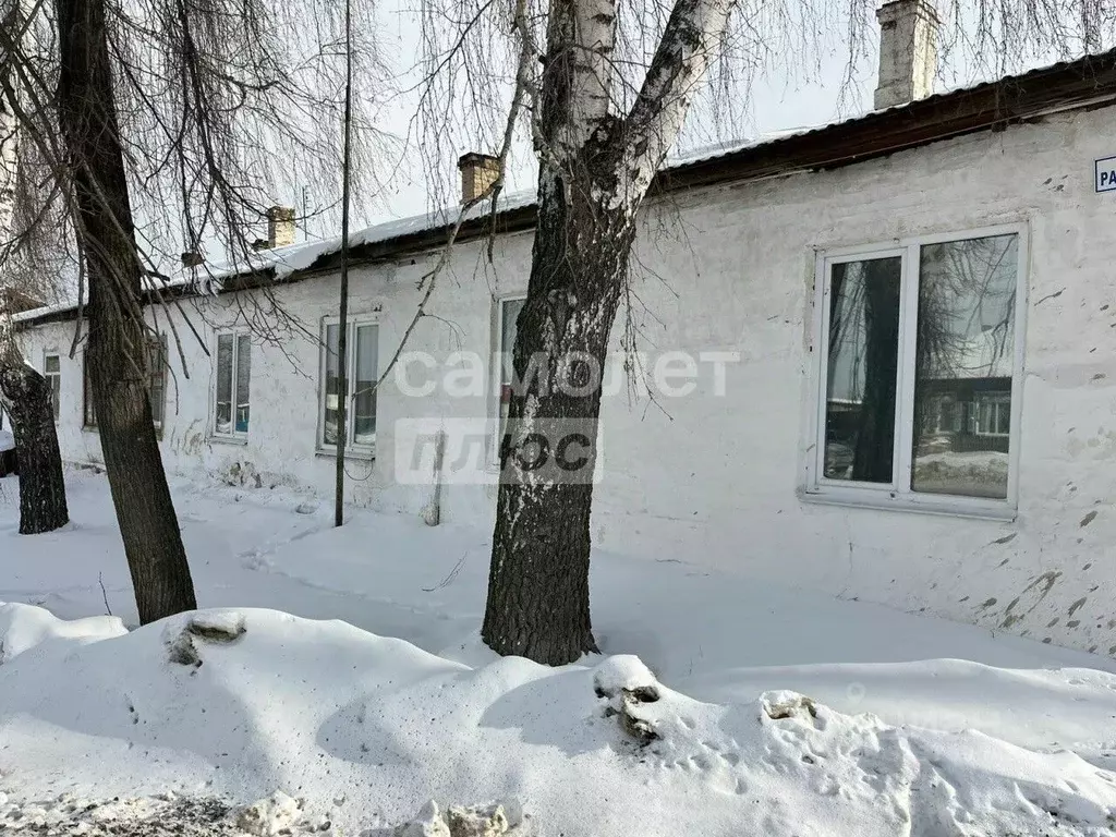 2-к кв. Свердловская область, Верхняя Синячиха пгт ул. Рабочий ... - Фото 0