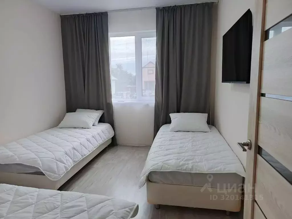 2-к кв. Ямало-Ненецкий АО, Салехард ул. Энтузиастов, 62 (44.0 м) - Фото 0