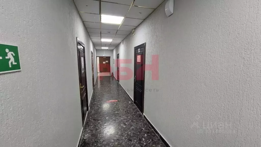 Офис в Тюменская область, Тюмень ул. Республики, 83 (940 м) - Фото 2