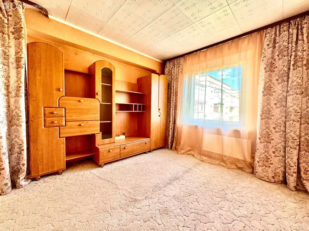 1-комнатная квартира: Саяногорск, микрорайон Заводской, 37 (34.8 м) - Фото 1