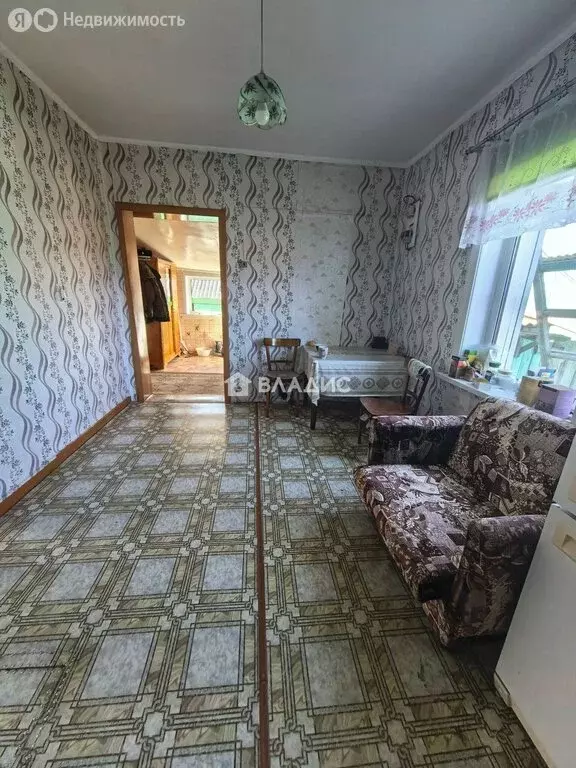 Дом в посёлок городского типа Усть-Баргузин, улица Орджоникидзе, 53 ... - Фото 1