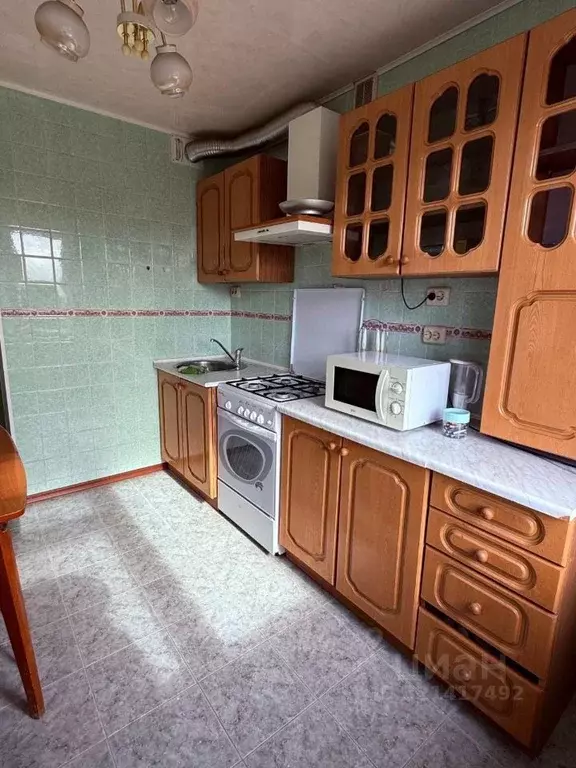 3-к кв. Оренбургская область, Орск Новый город мкр, ул. ... - Фото 0