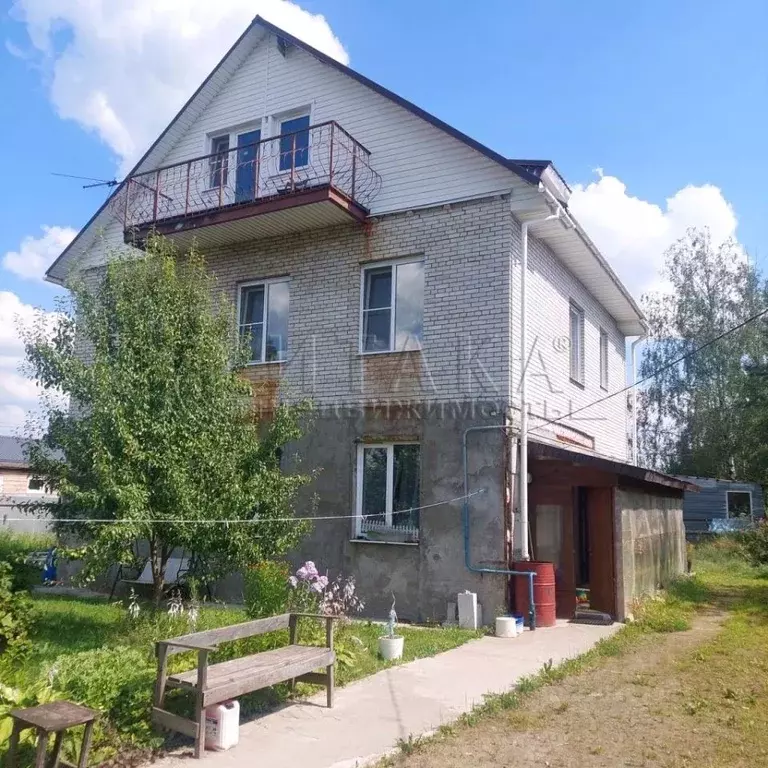 Дом в Санкт-Петербург Горелово тер., ул. Красная, 45 (195 м) - Фото 1