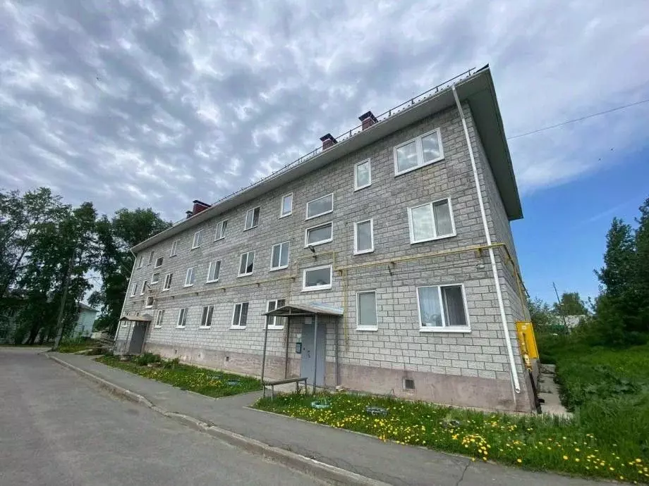 4-к кв. Пермский край, Усолье Усольский район, ул. Солеваров, 166 ... - Фото 0