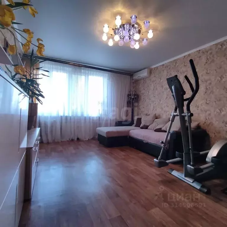 3-к кв. Саратовская область, Саратов Артиллерийская ул., 12 (67.0 м) - Фото 0