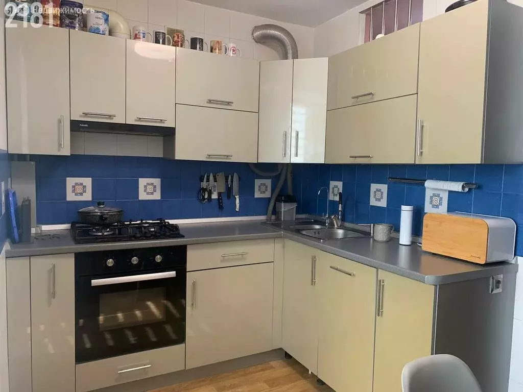 2-комнатная квартира: Севастополь, Казачья улица, 10 (60 м) - Фото 1