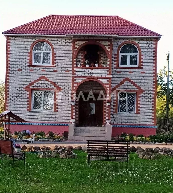 Дом в Брянская область, Дубровский район, Пеклинское с/пос, д. ... - Фото 1