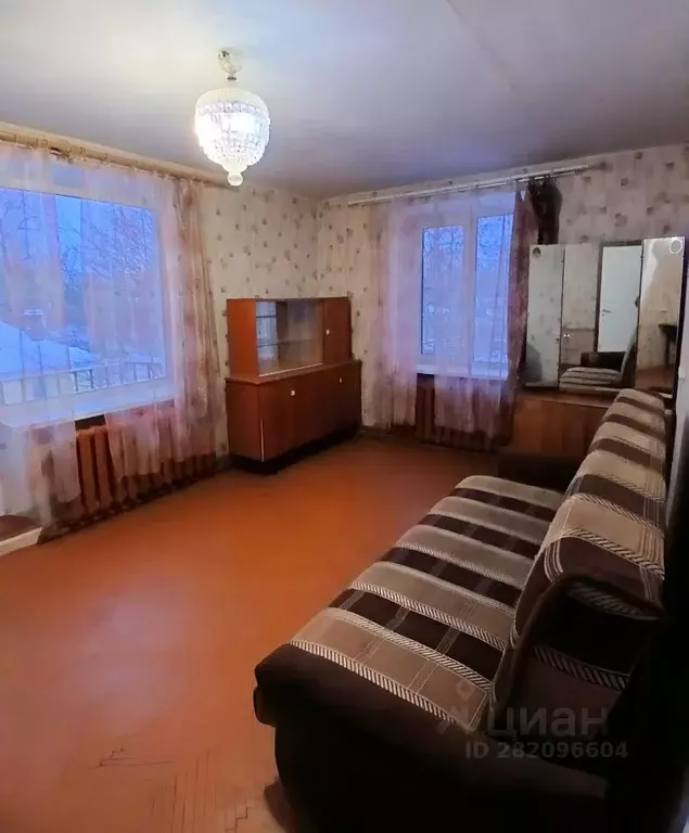 2-к кв. Ленинградская область, Гатчина ул. Карла Маркса, 30 (46.0 м) - Фото 2