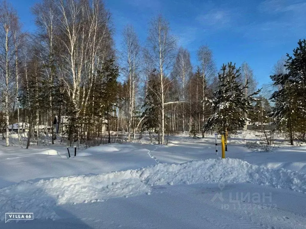 Участок в Свердловская область, Сысертский городской округ, пос. ... - Фото 0