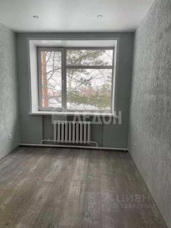 Офис в Омская область, Омск Нефтезаводская ул., 38к2 (32 м) - Фото 1