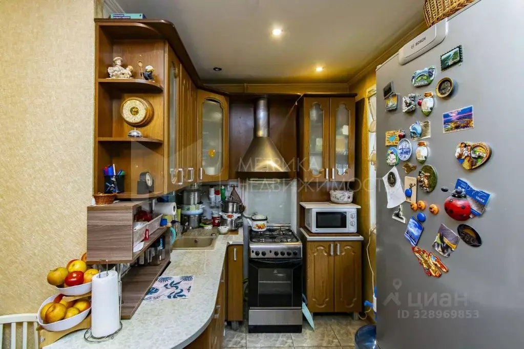 3-к кв. Тюменская область, Тюмень ул. Мельникайте, 97 (56.0 м) - Фото 1