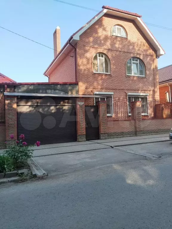 Дом 220 м на участке 3 сот. - Фото 0