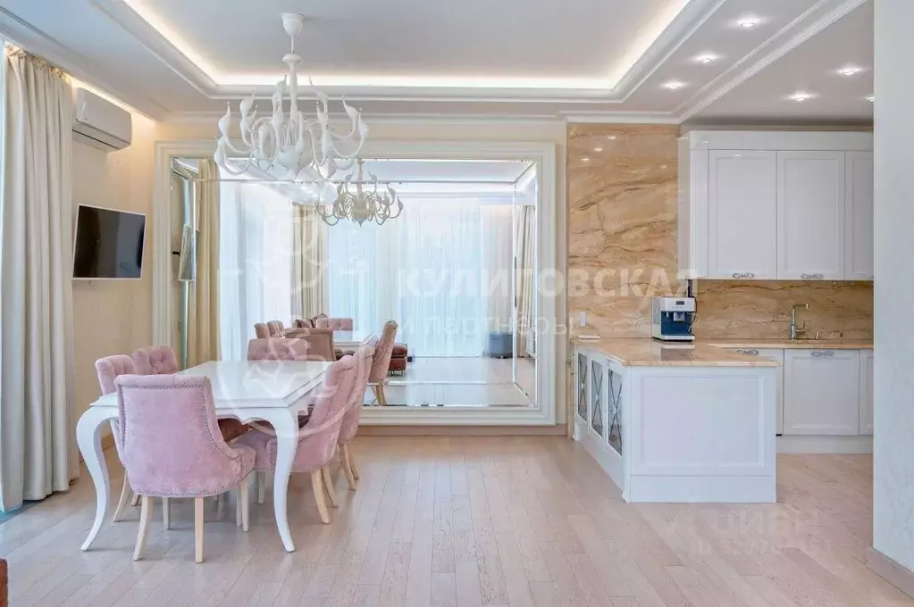 Таунхаус в Свердловская область, Екатеринбург Карасьеозерский-2 мкр, ... - Фото 2