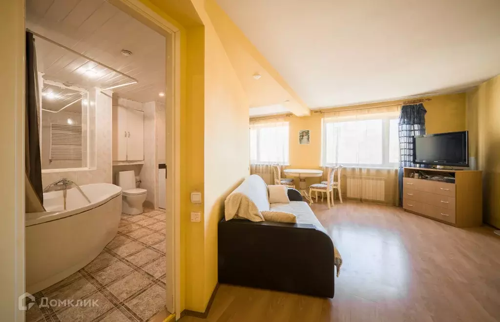 Продаётся 1-к квартира, 55 м - Фото 1