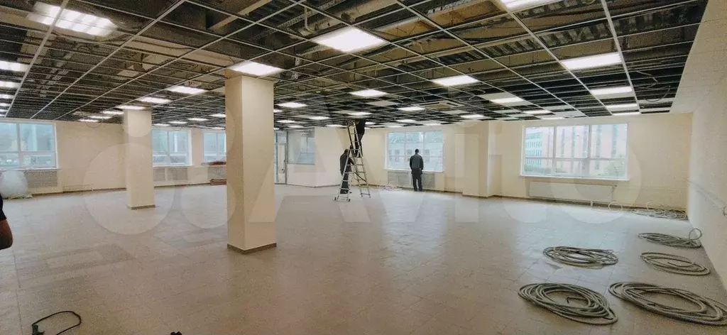 Офис 305 м, рядом с метро - Фото 0