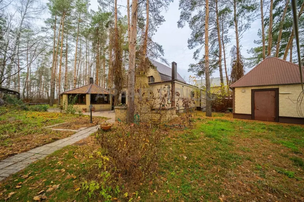 Дом в Липецкая область, Грязинский район, Ярлуковский сельсовет, с. ... - Фото 1