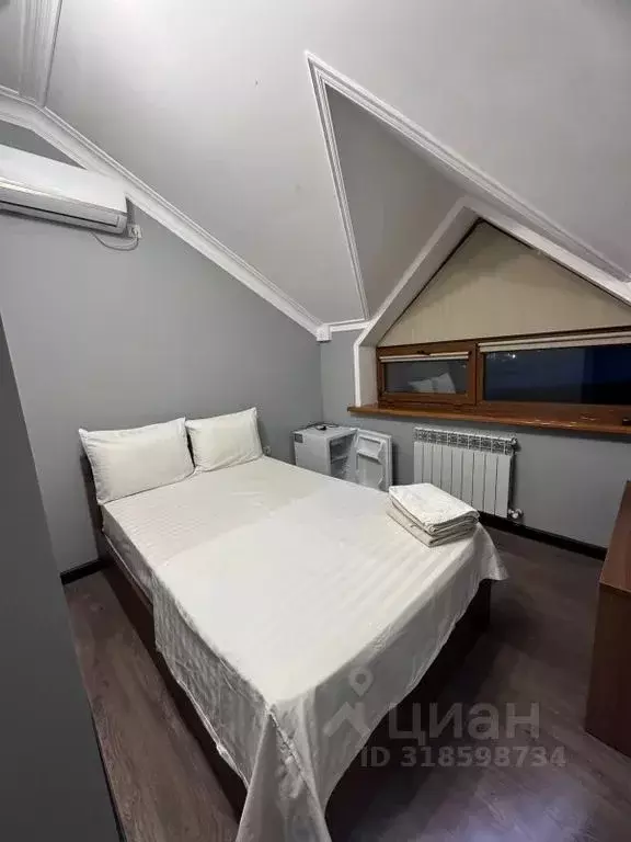 Комната Дагестан, Каспийск ул. Амет-хан Султана, 2Е - Фото 1