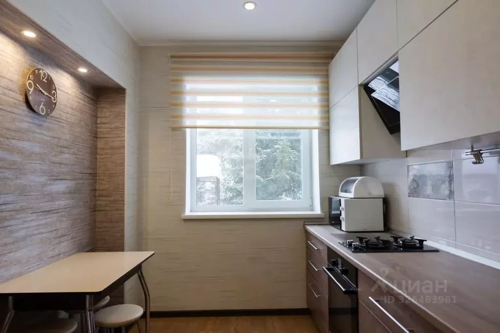 Дом в Новосибирская область, Новосибирск ул. Кутузова, 16 (200 м) - Фото 2