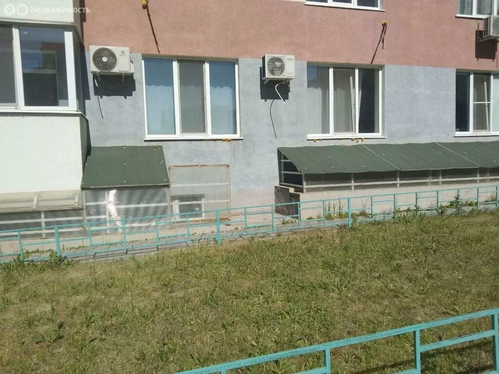Помещение свободного назначения (100 м) - Фото 0