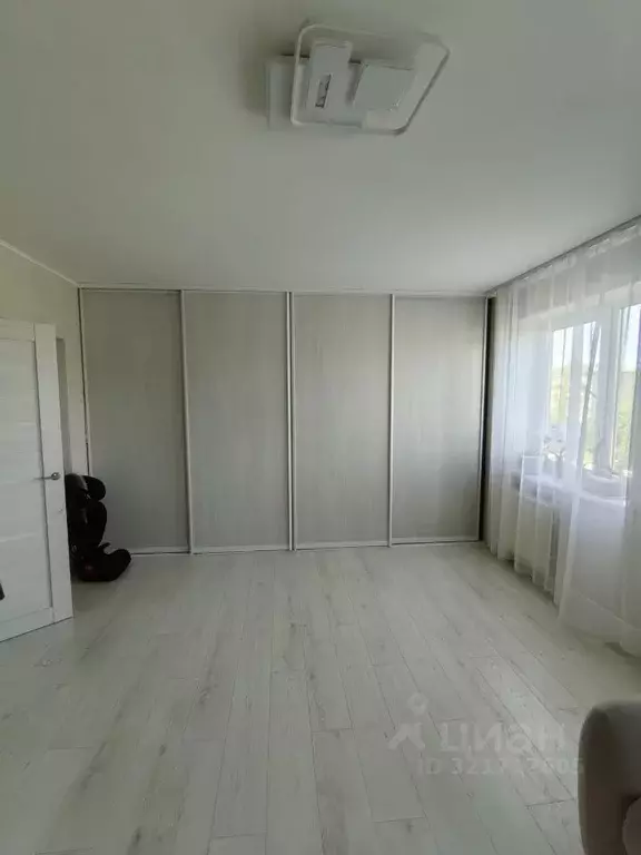 3-к кв. Ленинградская область, Всеволожск Южный мкр, ул. Невская, 3 ... - Фото 0