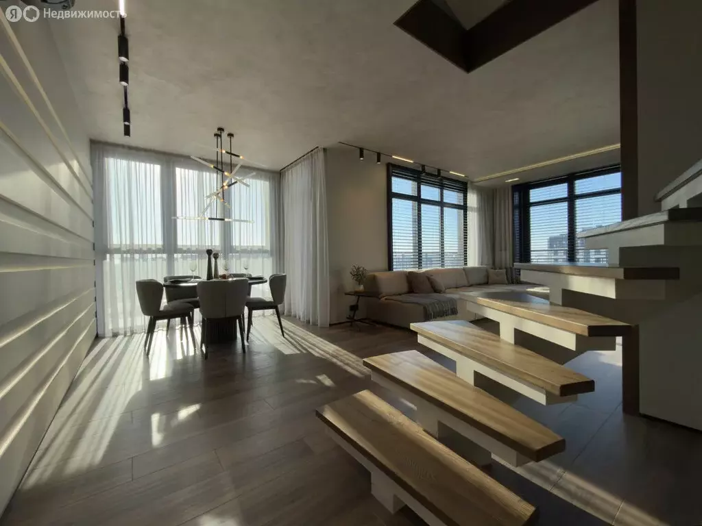 4-комнатная квартира: Калининград, Артиллерийская улица, 83 (184 м) - Фото 1