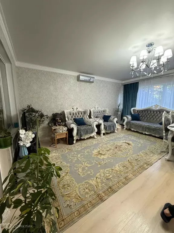 Продаётся 4-к квартира, 90 м - Фото 0