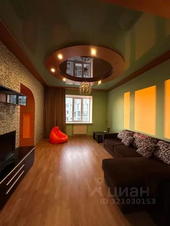 3-к кв. Волгоградская область, Волгоград Грушевская ул., 8 (92.0 м) - Фото 1