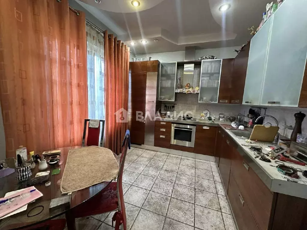 Продается 3-комнатная квартира - Фото 1