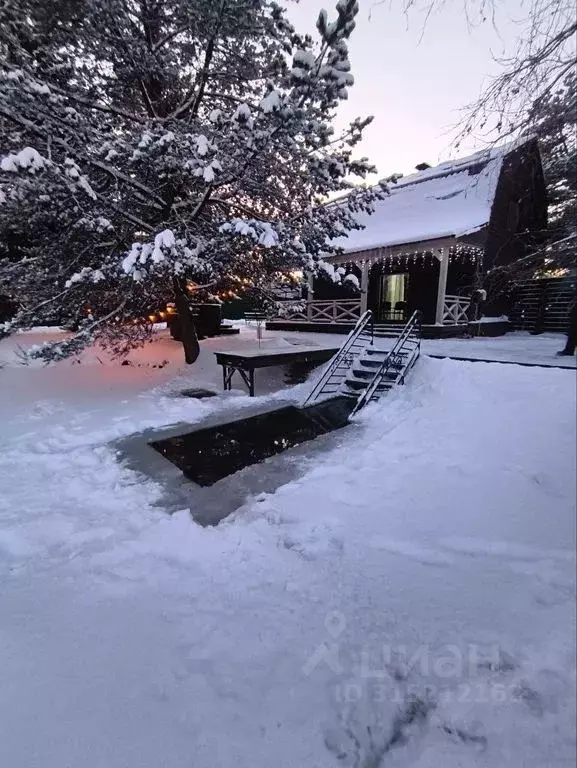 Дом в Ленинградская область, Ломоносовский район, Пениковское с/пос, ... - Фото 1