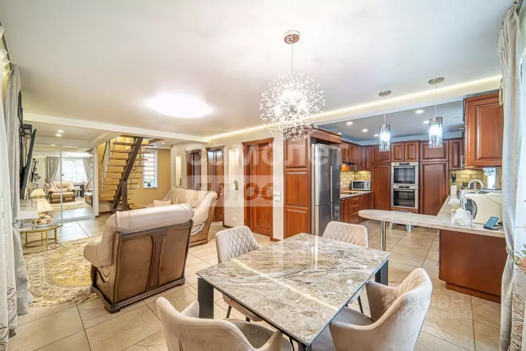 Коттедж в Пермский край, Пермь Московская ул., 6А (183 м) - Фото 1