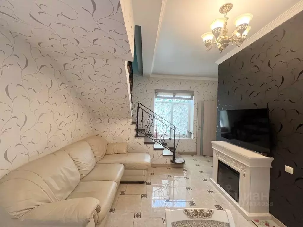 Таунхаус в Ростовская область, Ростов-на-Дону просп. Стачки, 300 (95 ... - Фото 2