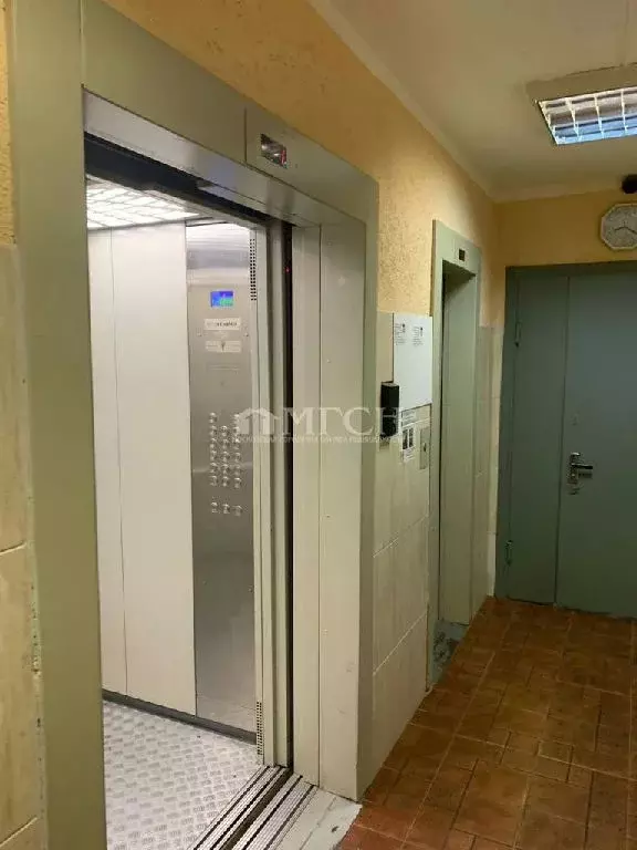 Продается 2-комнатная квартира - Фото 1
