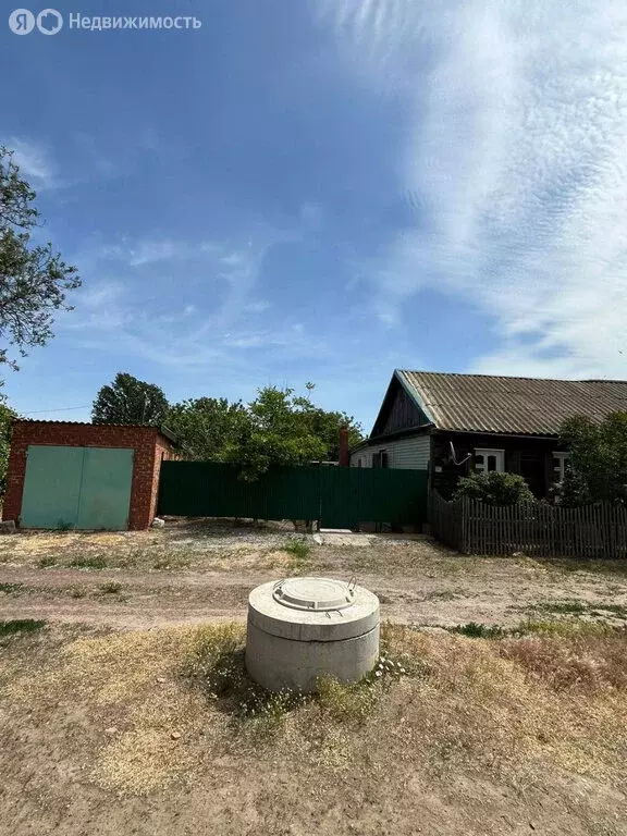 Дом в Камызяк, улица Красная Набережная, 109 (80 м) - Фото 1